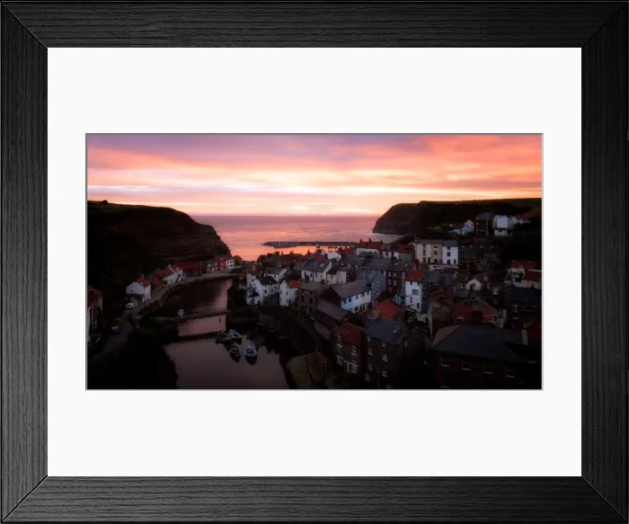 Framed Print : Staithes sunrise, Yorkshire, England, United Kingdom, Europe Framed Print : Staithes sunrise, Yorkshire, England, United Kingdom, Europe