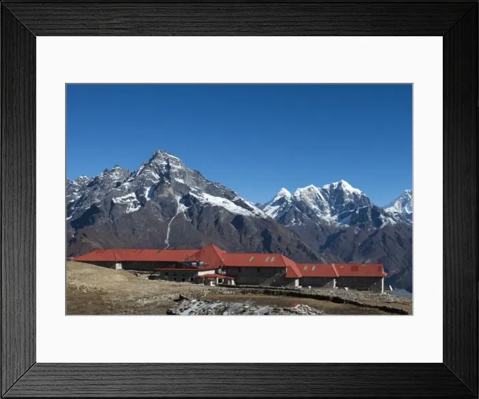 Framed Print : A lodge at Kongde in Everest region, Khumbu Region, Himalayas, Nepal, Asia Framed Print : A lodge at Kongde in Everest region, Khumbu Region, Himalayas, Nepal, Asia