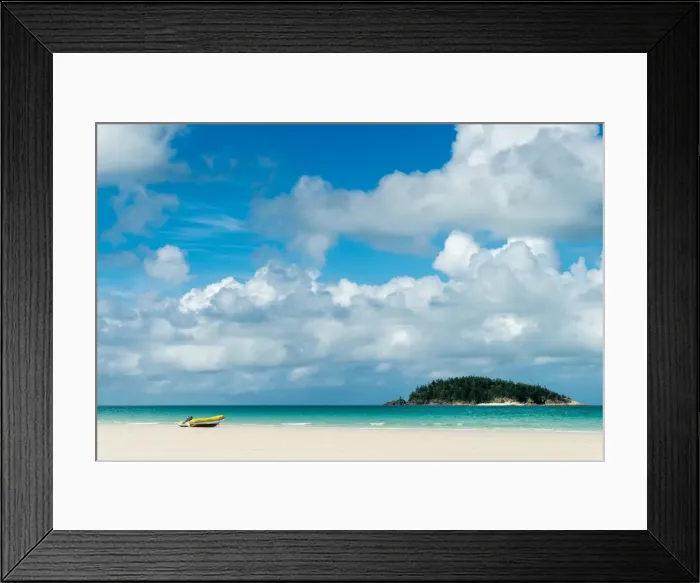 Framed Print : A small dinghy sits on the white sand of Whitehaven Beach, Whitsunday Island, Australia Framed Print : A small dinghy sits on the white sand of Whitehaven Beach, Whitsunday Island, Australia