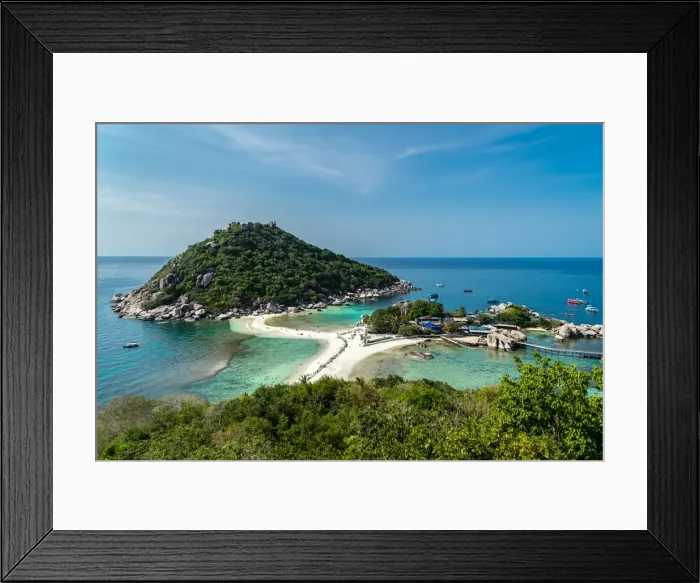 Framed Print : The triple islands of Koh Nang Yuan, are connected by a shared sandbar just off