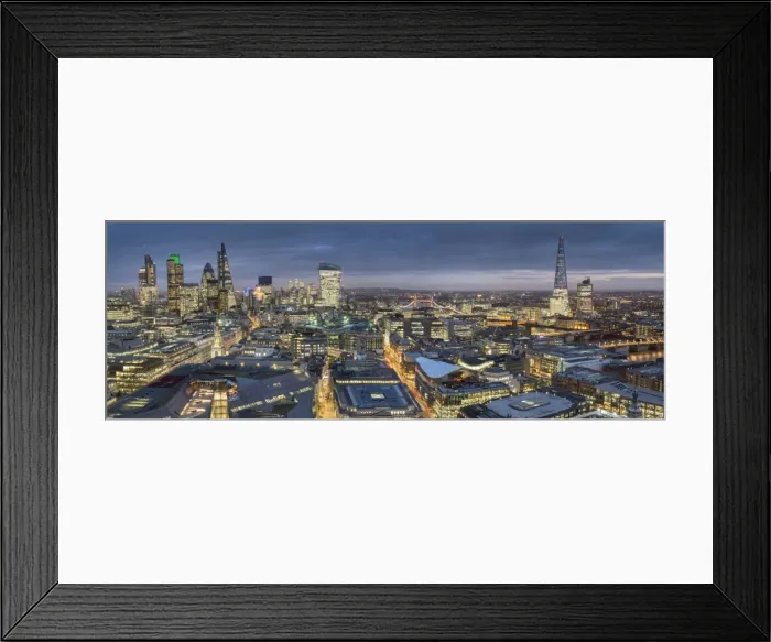 Framed Print : City panorama at dusk, London, England, United Kingdom, Europe Framed Print : City panorama at dusk, London, England, United Kingdom, Europe