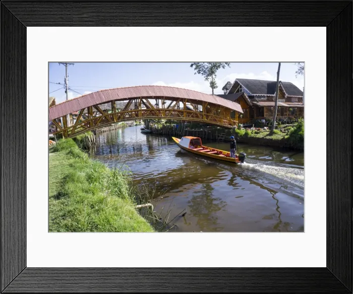 Framed Print : Laguna de Cocha, Colombia, South America Framed Print : Laguna de Cocha, Colombia, South America