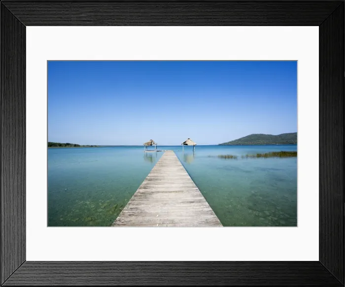 Framed Print : Lago Peten Itza, El Remate, Guatemala, Central America Framed Print : Lago Peten Itza, El Remate, Guatemala, Central America