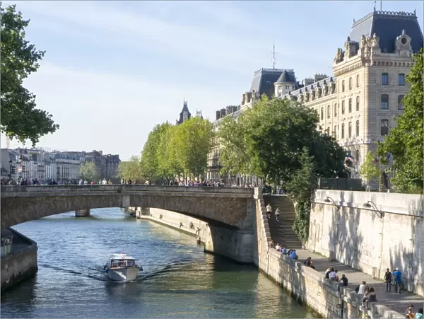 View of the River Seine, Paris, France, Europe