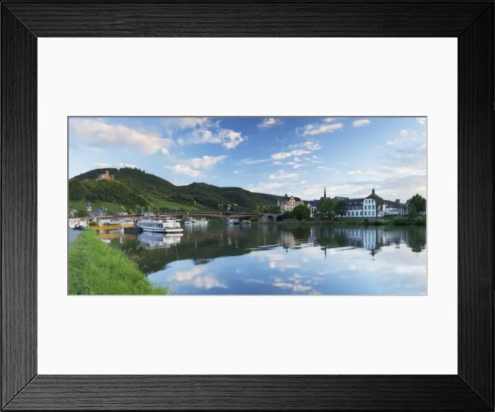 Framed Print : View of River Moselle and Bernkastel-Kues, Rhineland-Palatinate, Germany, Europe Framed Print : View of River Moselle and Bernkastel-Kues, Rhineland-Palatinate, Germany, Europe