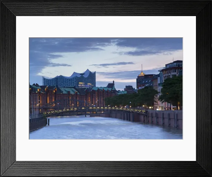 Framed Print : Elbphilharmonic concert hall and warehouses of Speicherstadt, UNESCO World Heritage Site Framed Print : Elbphilharmonic concert hall and warehouses of Speicherstadt, UNESCO World Heritage Site