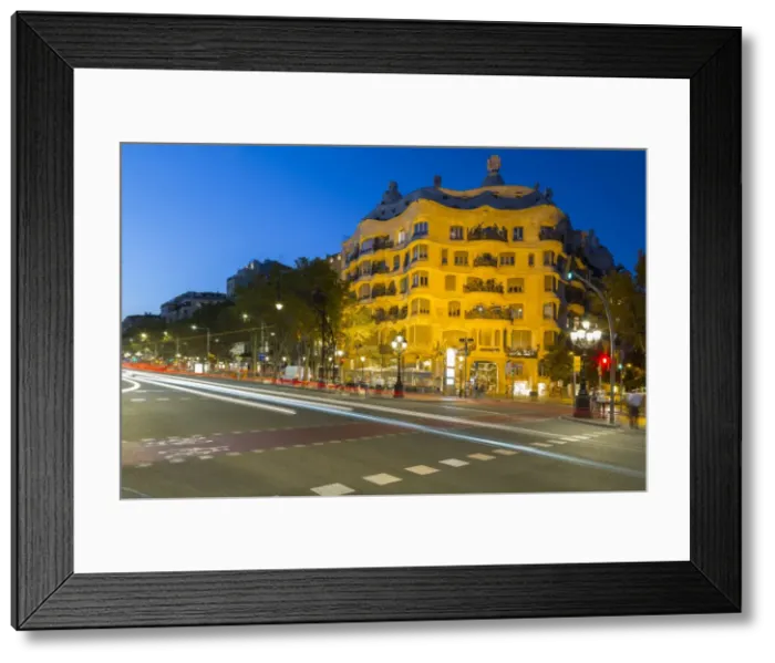 Framed Print : Casa Mila, UNESCO World Heritage Site, Barcelona, Catalonia, Spain, Europe Framed Print : Casa Mila, UNESCO World Heritage Site, Barcelona, Catalonia, Spain, Europe