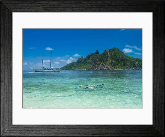 Framed Print : Very clear turquoise waters on Monuriki Island (Cast Away Island), Mamanuca Islands Framed Print : Very clear turquoise waters on Monuriki Island (Cast Away Island), Mamanuca Islands