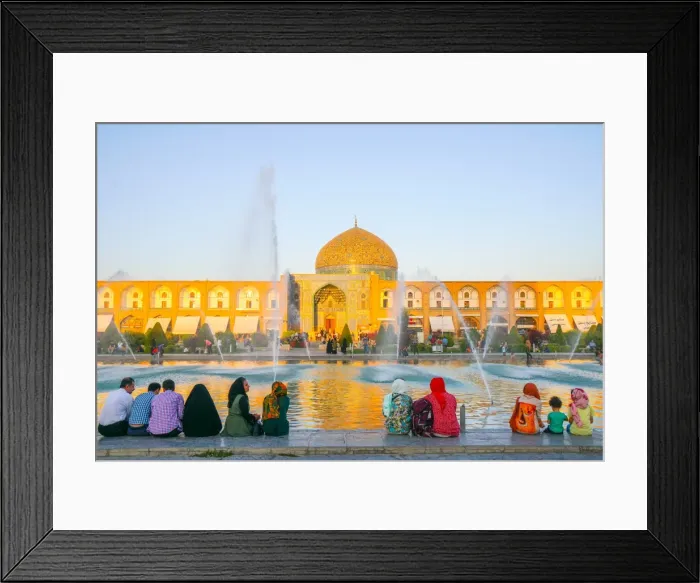 Framed Print : View across Naqsh-e (Imam) Square from Ali Qapu Palace opposite Sheikh Lotfollah Mosque Framed Print : View across Naqsh-e (Imam) Square from Ali Qapu Palace opposite Sheikh Lotfollah Mosque