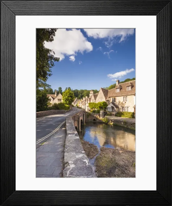 Framed Print : The pretty Cotswolds village of Castle Combe, north Wiltshire, England, United Kingdom Framed Print : The pretty Cotswolds village of Castle Combe, north Wiltshire, England, United Kingdom