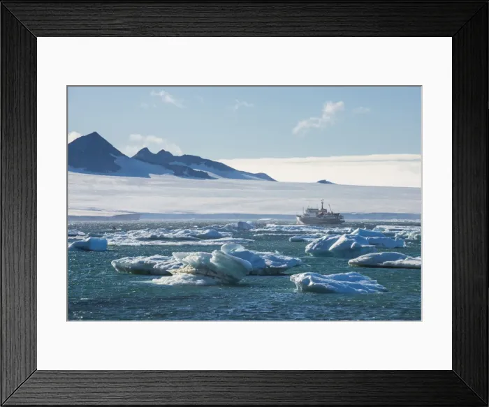 Framed Print : Cruise ship behind icebergs, Brown Bluff, Tabarin Peninsula, Antarctica, Polar Regions Framed Print : Cruise ship behind icebergs, Brown Bluff, Tabarin Peninsula, Antarctica, Polar Regions
