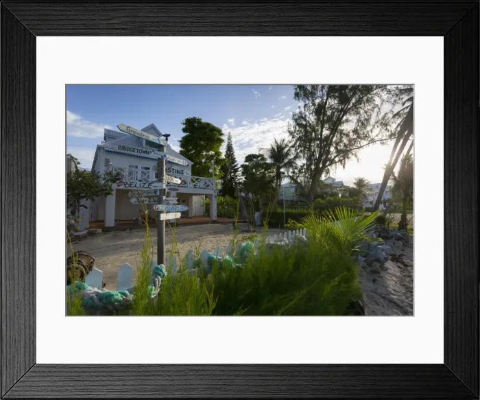 Framed Print : Hastings Beach House, Bridgetown, Christ Church, Barbados, West Indies, Caribbean Framed Print : Hastings Beach House, Bridgetown, Christ Church, Barbados, West Indies, Caribbean