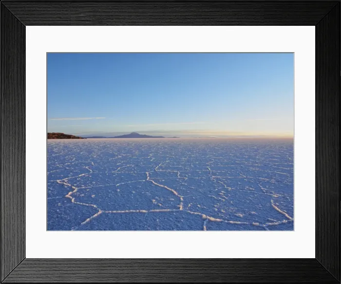 Framed Print : View of the Salar de Uyuni, the largest salt flat in the world, at sunrise, Daniel Campos Province Framed Print : View of the Salar de Uyuni, the largest salt flat in the world, at sunrise, Daniel Campos Province