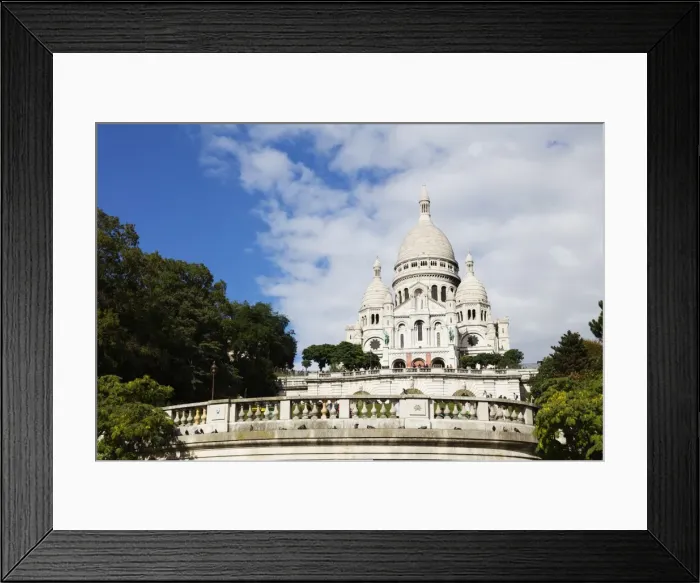 Framed Print : Sacre Coeur Basilica, Montmartre, Paris, France, Europe Framed Print : Sacre Coeur Basilica, Montmartre, Paris, France, Europe