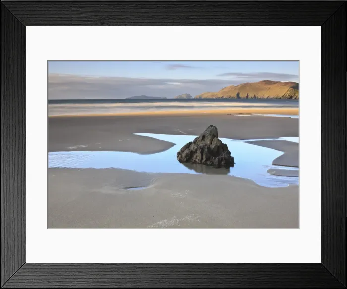 Framed Print : Coumeenoole Bay, Dingle Peninsula, County Kerry, Munster, Republic of Ireland, Europe Framed Print : Coumeenoole Bay, Dingle Peninsula, County Kerry, Munster, Republic of Ireland, Europe