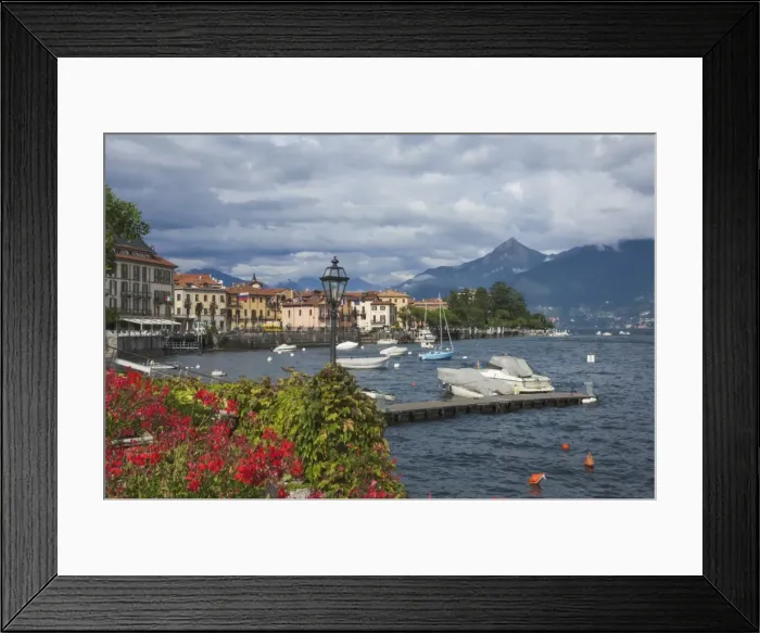 Framed Print : Menaggio, Lake Como, Lombardy, Italian Lakes, Italy, Europe Framed Print : Menaggio, Lake Como, Lombardy, Italian Lakes, Italy, Europe