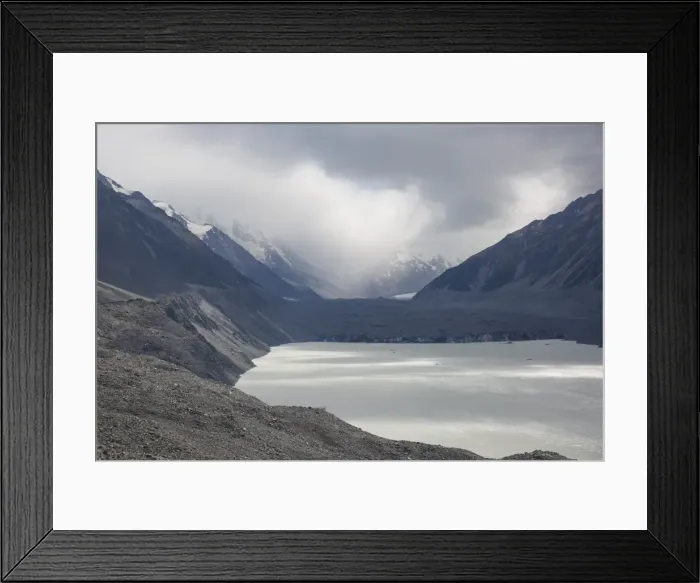 Framed Print : View across Tasman Lake to the Tasman Glacier, Aoraki (Mount Cook) National Park Framed Print : View across Tasman Lake to the Tasman Glacier, Aoraki (Mount Cook) National Park