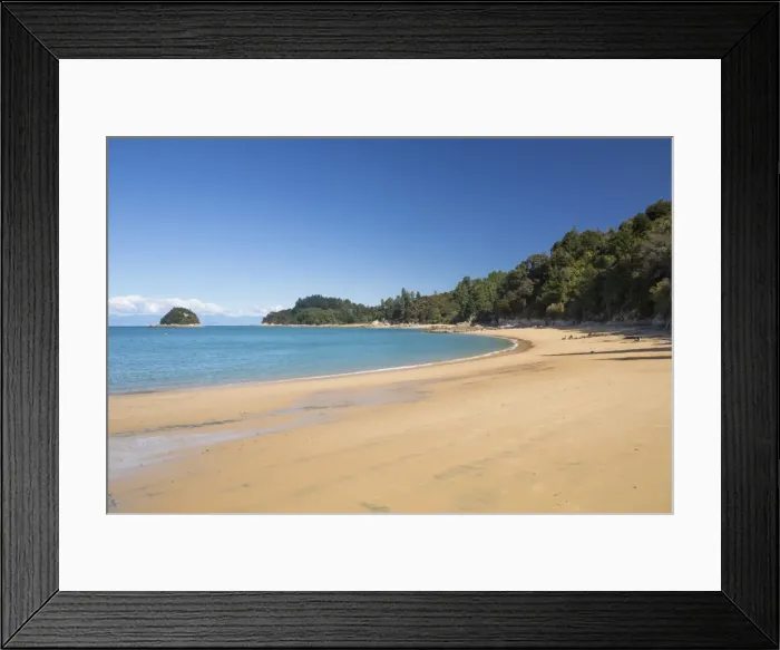 Framed Print : View along the sandy beach at Towers Bay, Kaiteriteri, Tasman, South Island, New Zealand Framed Print : View along the sandy beach at Towers Bay, Kaiteriteri, Tasman, South Island, New Zealand