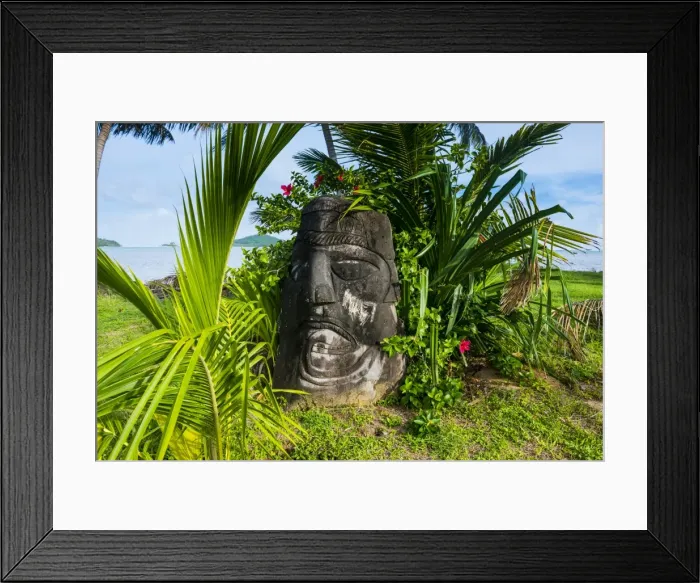 Framed Print : Huge statue of a face, Wallis, Wallis and Futuna, South Pacific, Pacific Framed Print : Huge statue of a face, Wallis, Wallis and Futuna, South Pacific, Pacific