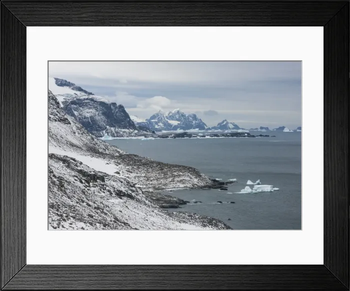 Framed Print : View over Coronation Island, South Orkney Islands, Antarctica, Polar Regions Framed Print : View over Coronation Island, South Orkney Islands, Antarctica, Polar Regions