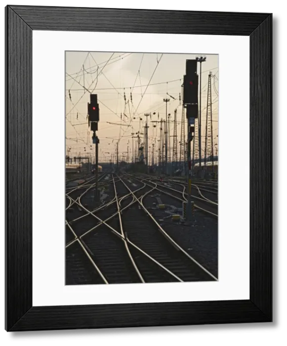 Framed Print : Tracks at main station, Frankfurt, Hesse, Germany, Europe Framed Print : Tracks at main station, Frankfurt, Hesse, Germany, Europe