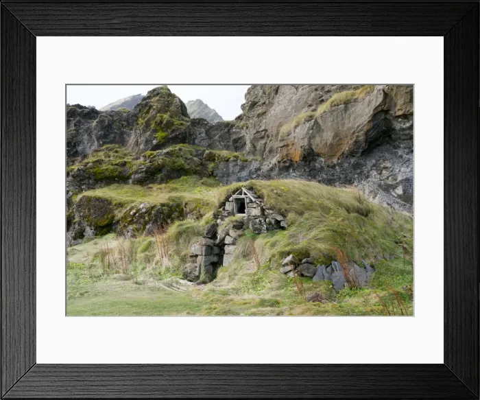 Framed Print : Traditional turf-roofed house at Drangshlid, near Skogar, Iceland, Polar Regions