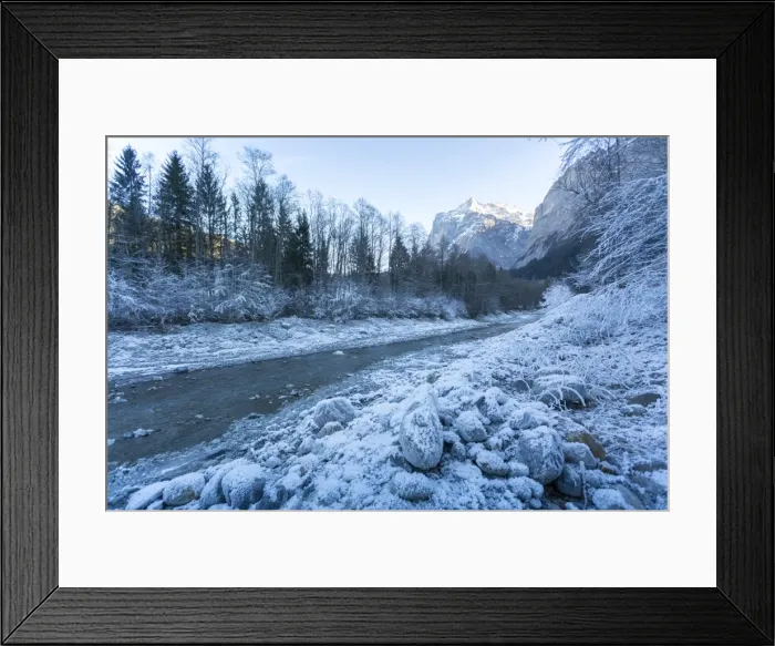 Framed Print : The Wetterhorn and frosted river, Grindelwald village, Jungfrau region, Bernese Oberland Framed Print : The Wetterhorn and frosted river, Grindelwald village, Jungfrau region, Bernese Oberland