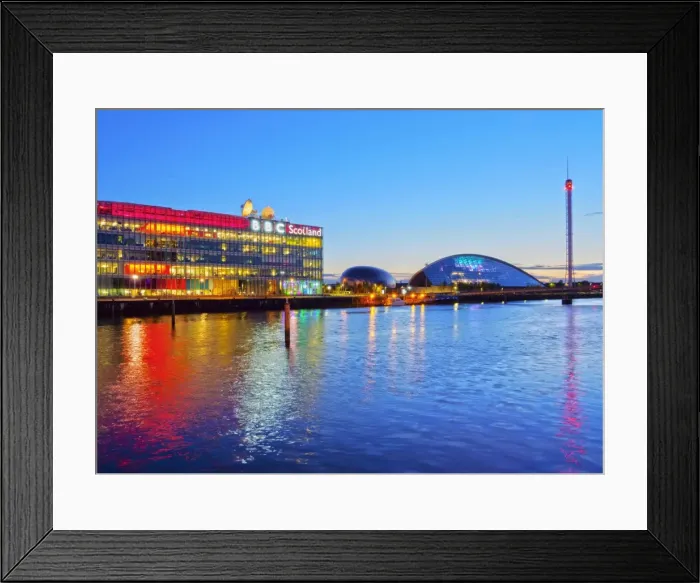Framed Print : Twilight view of the BBC Scotland and the Glasgow Science Centre, Glasgow, Scotland Framed Print : Twilight view of the BBC Scotland and the Glasgow Science Centre, Glasgow, Scotland