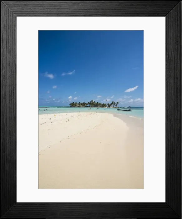 Framed Print : Beautiful island, El Acuario, San Andres, Caribbean Sea, Colombia, South America Framed Print : Beautiful island, El Acuario, San Andres, Caribbean Sea, Colombia, South America