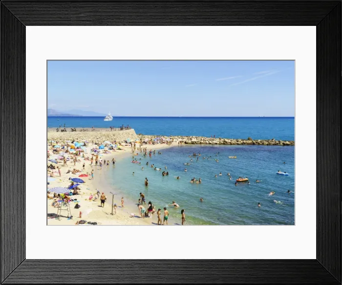Framed Print : Plage de la Gravette, Antibes, Alpes Maritimes, Cote d Azur, Provence, France, Mediterranean Framed Print : Plage de la Gravette, Antibes, Alpes Maritimes, Cote d Azur, Provence, France, Mediterranean