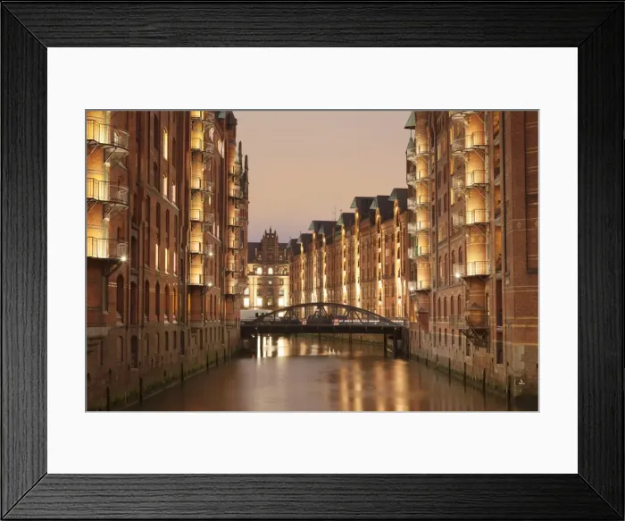 Framed Print : Wandrahmsfleet, Speicherstadt, Hamburg, Hanseatic City, Germany, Europe Framed Print : Wandrahmsfleet, Speicherstadt, Hamburg, Hanseatic City, Germany, Europe