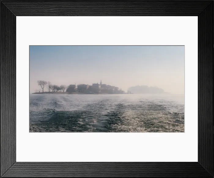 Framed Print : Borromeo Islands in Lake Maggiore, Piedmont, Italian Lakes, Italy, Europe Framed Print : Borromeo Islands in Lake Maggiore, Piedmont, Italian Lakes, Italy, Europe