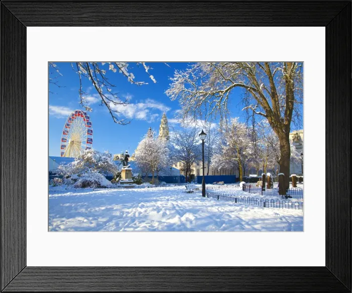 Framed Print : City Hall, Cathays Park, Civic Centre in snow, Cardiff, Wales, United Kingdom, Europe Framed Print : City Hall, Cathays Park, Civic Centre in snow, Cardiff, Wales, United Kingdom, Europe