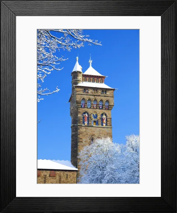 Framed Print : Cardiff Castle in snow, Cardiff, Wales, United Kingdom, Europe Framed Print : Cardiff Castle in snow, Cardiff, Wales, United Kingdom, Europe