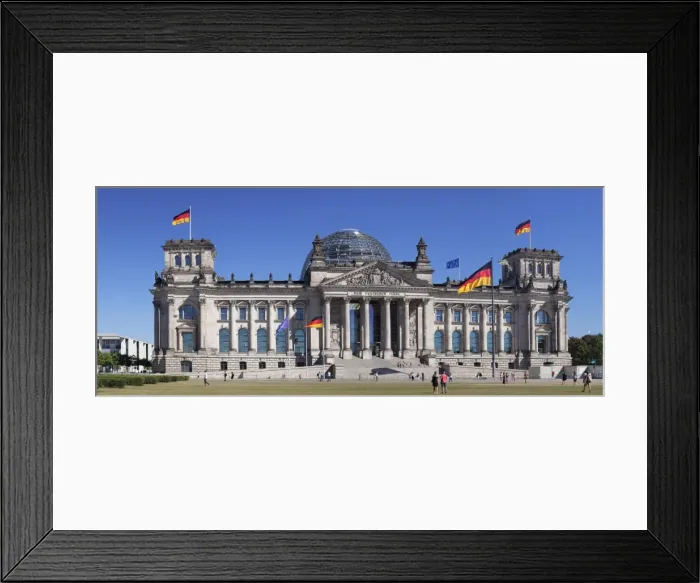 Framed Print : Reichstag Parliament Building, The Dome by Norman Foster architect, Mitte, Berlin Framed Print : Reichstag Parliament Building, The Dome by Norman Foster architect, Mitte, Berlin