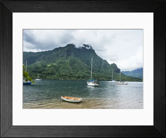 Framed Print : Sailing boat in Cooks Bay, Moorea, Society Islands, French Polynesia, Pacific Framed Print : Sailing boat in Cooks Bay, Moorea, Society Islands, French Polynesia, Pacific