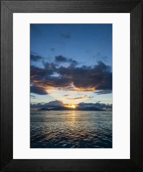 Framed Print : Dramatic sunset over Moorea, Papeete, Tahiti, Society Islands, French Polynesia, Pacific Framed Print : Dramatic sunset over Moorea, Papeete, Tahiti, Society Islands, French Polynesia, Pacific