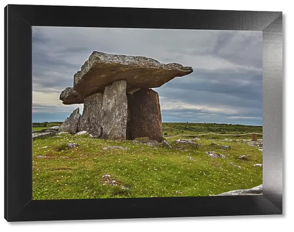 The Poulnabrone dolmen, prehistoric slab burial chamber, The Burren, County Clare