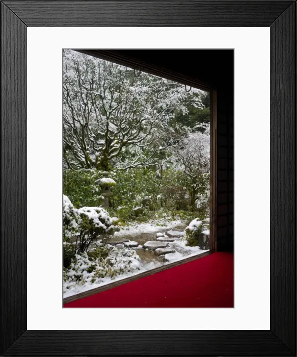 Framed Print : Koto-in Temple garden in snow, Kyoto, Japan, Asia Framed Print : Koto-in Temple garden in snow, Kyoto, Japan, Asia