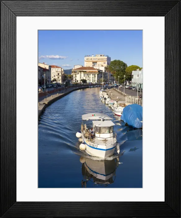 Framed Print : Boat on the Burlamacca canal, Viareggio, Tuscany, Italy, Europe Framed Print : Boat on the Burlamacca canal, Viareggio, Tuscany, Italy, Europe