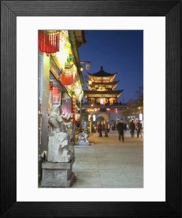 Framed Print : Wu Hua Gate at dusk, Dali, Yunnan, China, Asia Framed Print : Wu Hua Gate at dusk, Dali, Yunnan, China, Asia