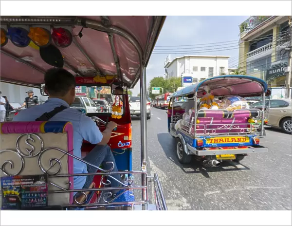 Tuk Tuk ride through Bangkok, Bangkok, Thailand, Southeast Asia, Asia