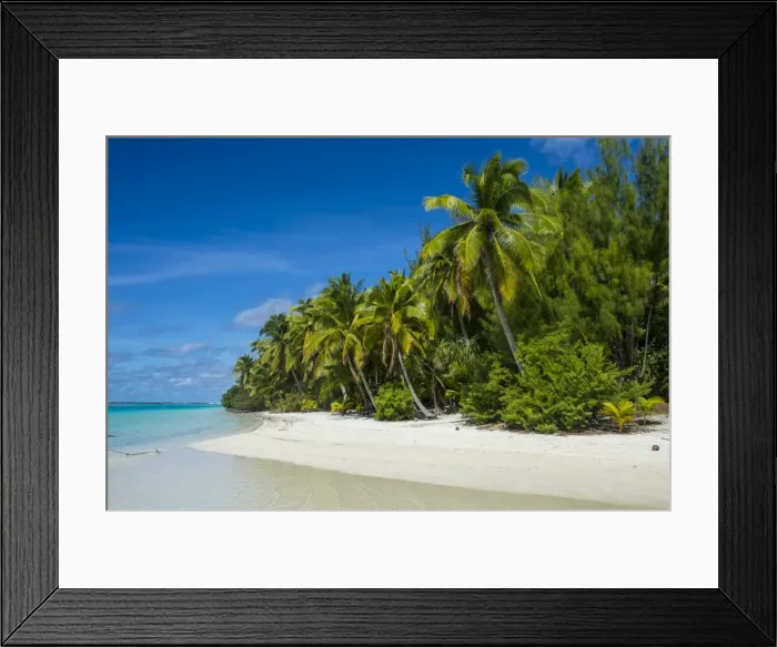 Framed Print : White sand bank in the turquoise waters of the Aitutaki lagoon, Rarotonga and the Cook Islands Framed Print : White sand bank in the turquoise waters of the Aitutaki lagoon, Rarotonga and the Cook Islands