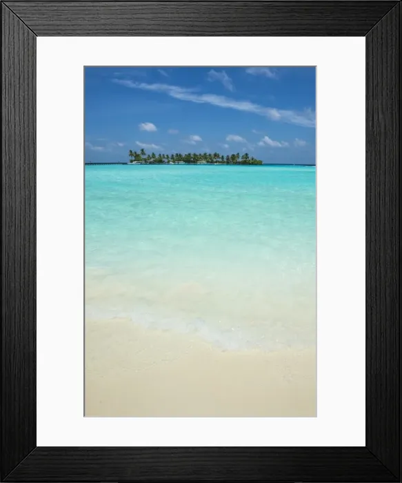 Framed Print : Little island in the turquoise water, Sun Island Resort, Nalaguraidhoo island, Ari atoll Framed Print : Little island in the turquoise water, Sun Island Resort, Nalaguraidhoo island, Ari atoll