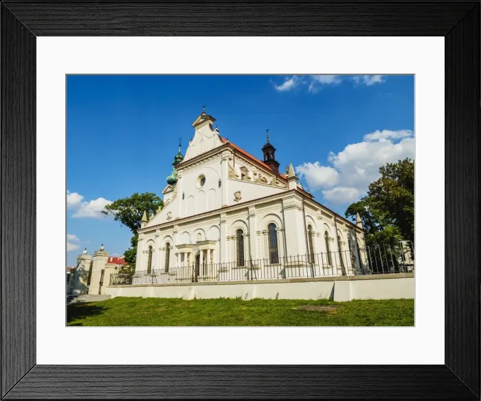 Framed Print : Cathedral, Old Town, UNESCO World Heritage Site, Zamosc, Lublin Voivodeship, Poland Framed Print : Cathedral, Old Town, UNESCO World Heritage Site, Zamosc, Lublin Voivodeship, Poland