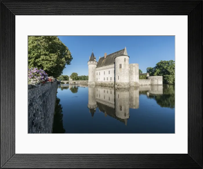 Framed Print : Castle and its moat, Sully-sur-Loire, UNESCO World Heritage Site, Loiret, Centre Framed Print : Castle and its moat, Sully-sur-Loire, UNESCO World Heritage Site, Loiret, Centre
