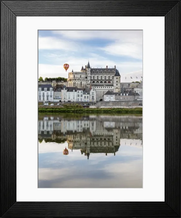 Framed Print : Hot-air balloon in the sky above the castle, Amboise, UNESCO World Heritage Site Framed Print : Hot-air balloon in the sky above the castle, Amboise, UNESCO World Heritage Site