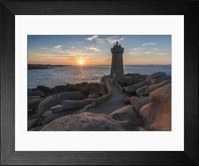 Framed Print : Ploumanach lighthouse at sunset, Perros-Guirec, Cotes-d Armor, Brittany, France, Europe Framed Print : Ploumanach lighthouse at sunset, Perros-Guirec, Cotes-d Armor, Brittany, France, Europe