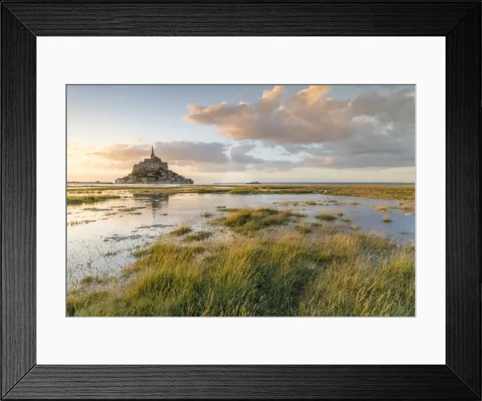Framed Print : Sunset light, Mont-Saint-Michel, UNESCO World Heritage Site, Normandy, France, Europe Framed Print : Sunset light, Mont-Saint-Michel, UNESCO World Heritage Site, Normandy, France, Europe