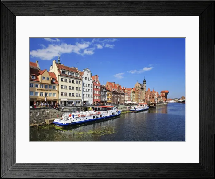 Framed Print : Motlawa Riverbank with the Old town of Gdansk, Gdansk, Pomerania, Poland, Europe Framed Print : Motlawa Riverbank with the Old town of Gdansk, Gdansk, Pomerania, Poland, Europe